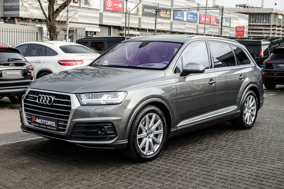 Продам Audi Q7 3.0TDI Exclusive 2016 года в Киеве