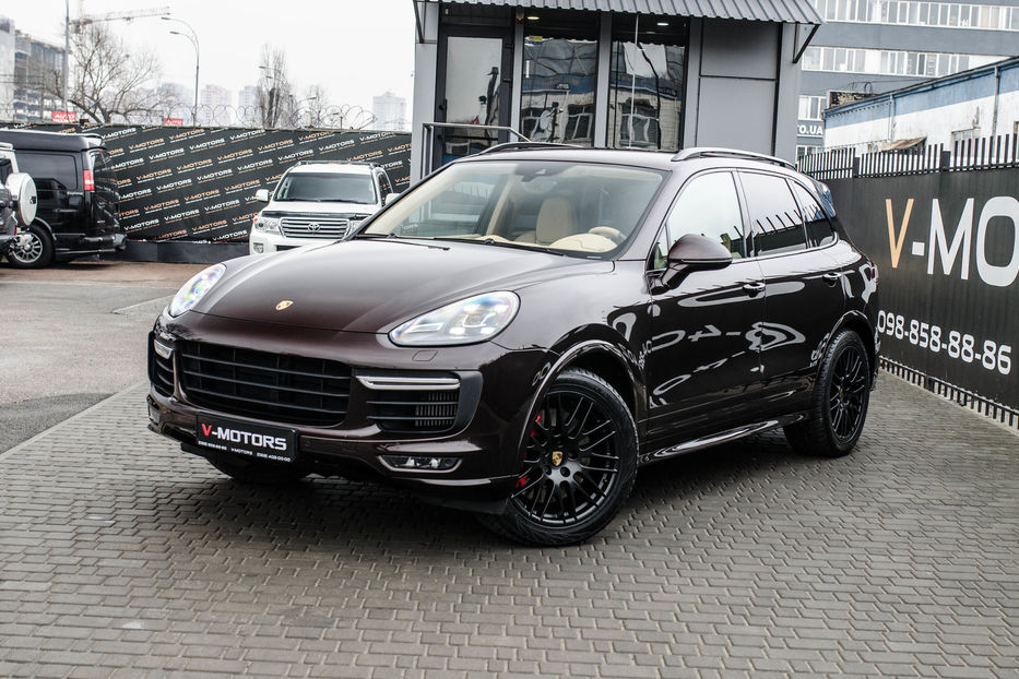 Продам Porsche Cayenne GTS 2015 года в Киеве