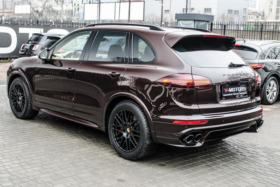 Продам Porsche Cayenne GTS 2015 года в Киеве