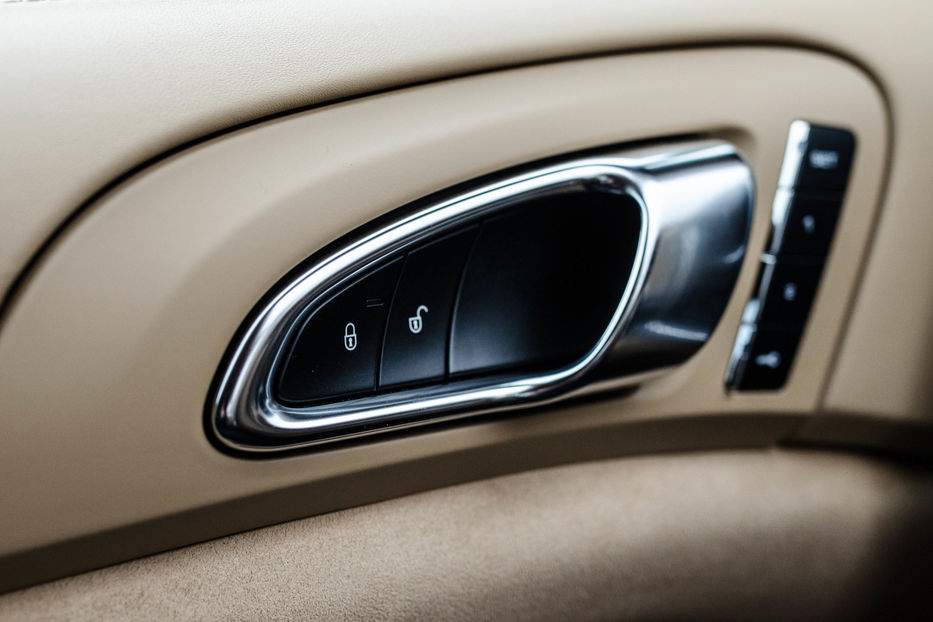 Продам Porsche Cayenne GTS 2015 года в Киеве