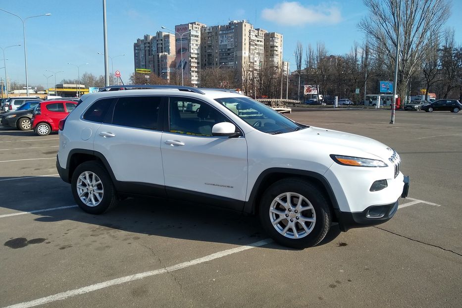 Продам Jeep Cherokee Latitude 2016 года в Одессе