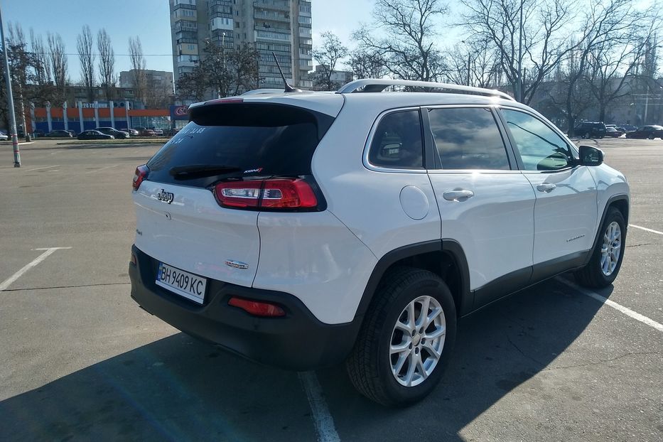 Продам Jeep Cherokee Latitude 2016 года в Одессе