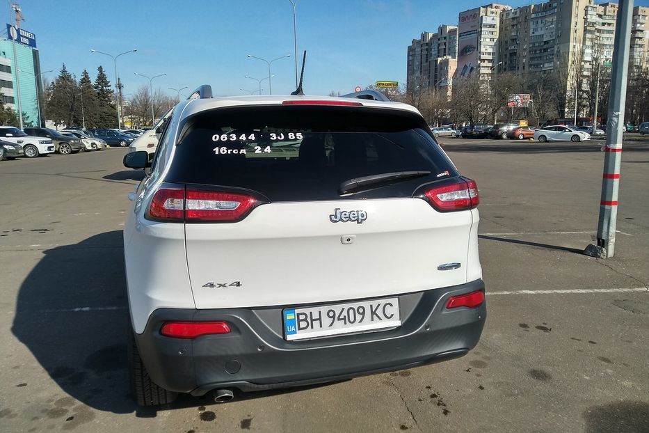 Продам Jeep Cherokee Latitude 2016 года в Одессе