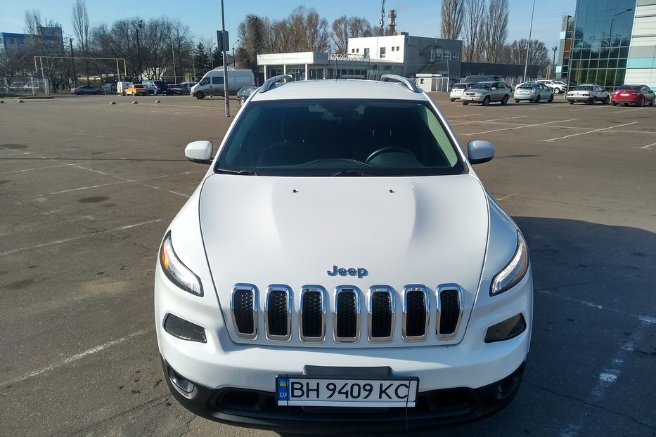 Продам Jeep Cherokee Latitude 2016 года в Одессе