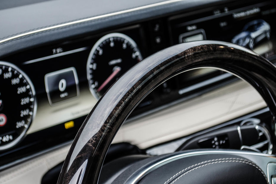 Продам Mercedes-Benz S-Class 400 AMG Long 2013 года в Киеве