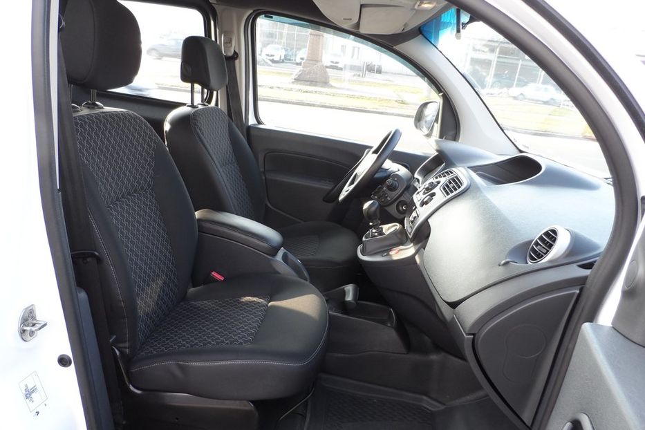 Продам Renault Kangoo пасс. 2015 года в Днепре