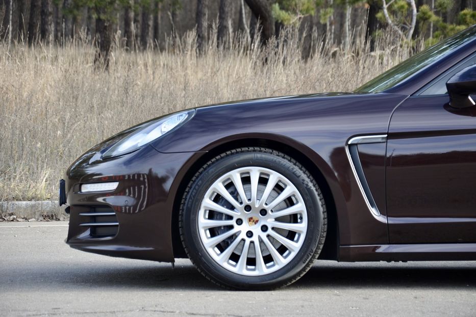 Продам Porsche Panamera 4 2013 года в Киеве