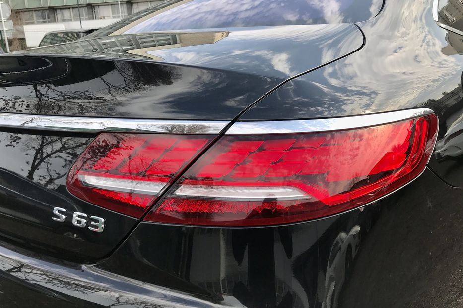 Продам Mercedes-Benz S-Class 63 AMG 4MATIC+ Coupe 2018 года в Киеве