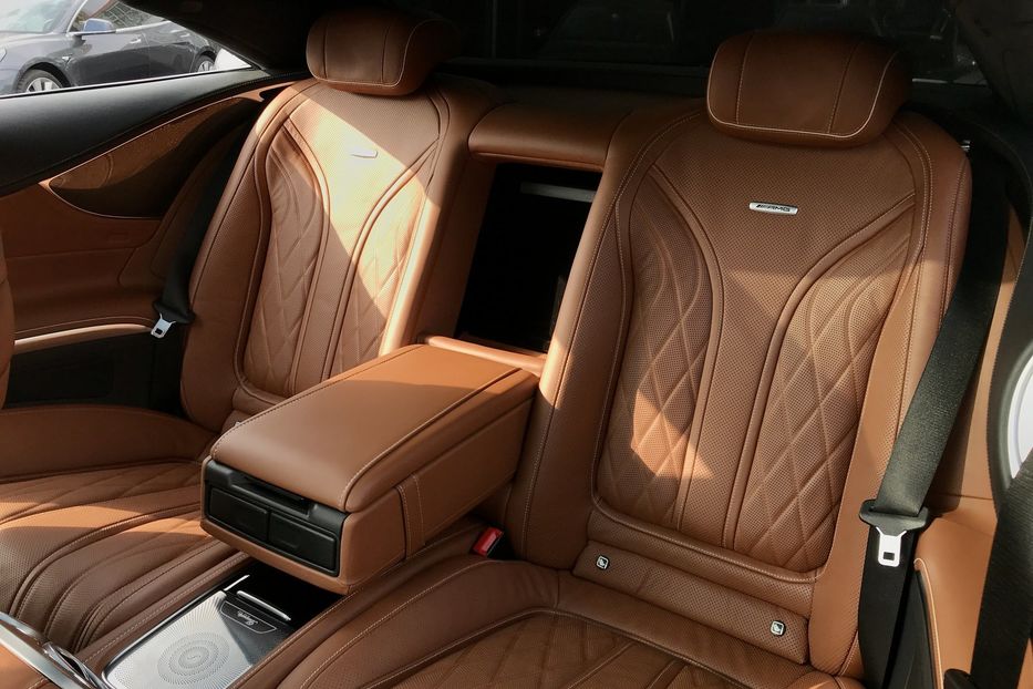 Продам Mercedes-Benz S-Class 63 AMG 4MATIC+ Coupe 2018 года в Киеве