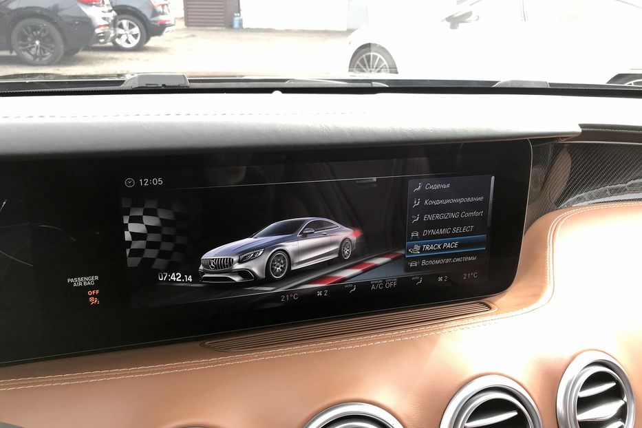 Продам Mercedes-Benz S-Class 63 AMG 4MATIC+ Coupe 2018 года в Киеве