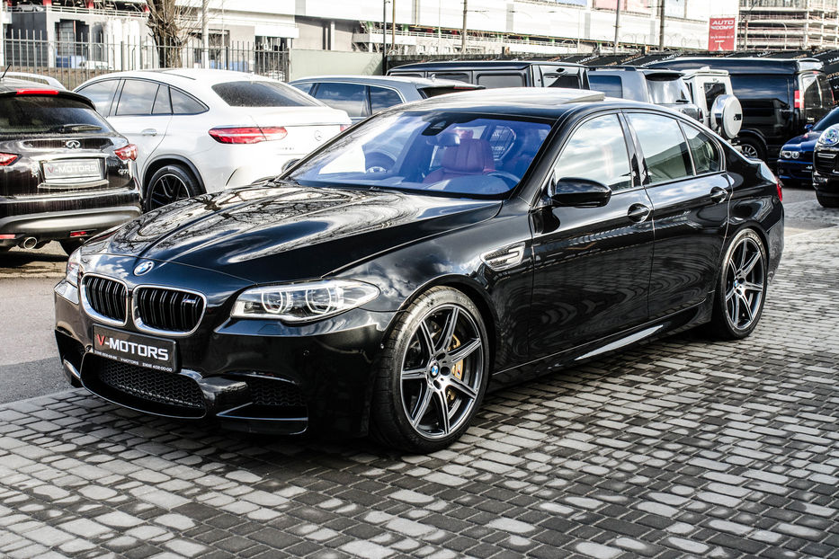 Продам BMW M5 Competition 2013 года в Киеве