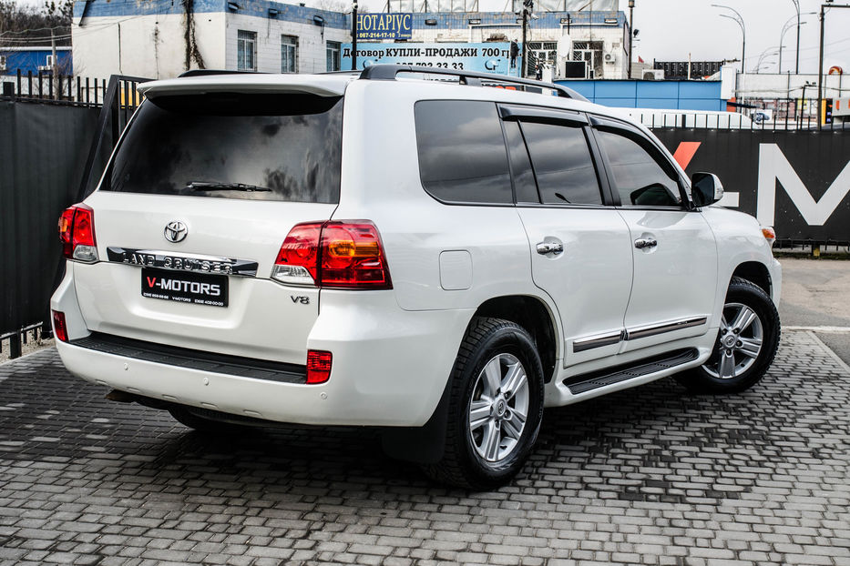 Продам Toyota Land Cruiser 200 4.5D Premium 2014 года в Киеве