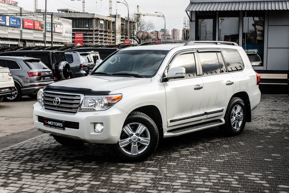 Продам Toyota Land Cruiser 200 4.5D Premium 2014 года в Киеве