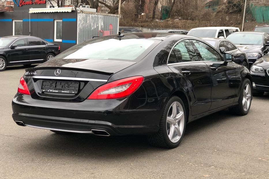 Продам Mercedes-Benz CLS-Class 550 4matic 2014 года в Киеве