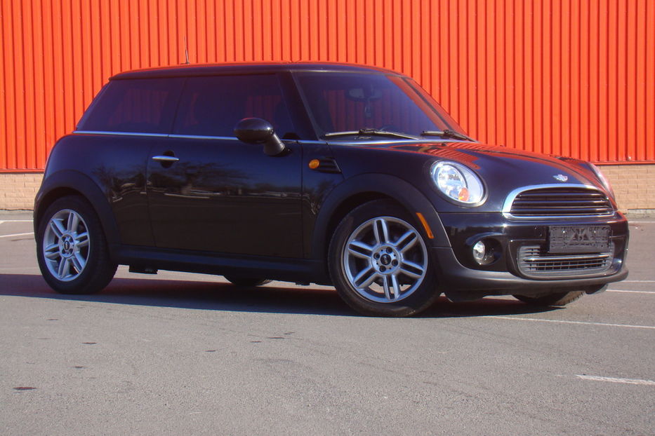 Продам MINI Cooper 2012 года в Одессе