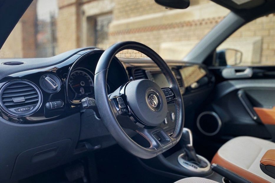 Продам Volkswagen Beetle Turbo 2016 года в Черновцах