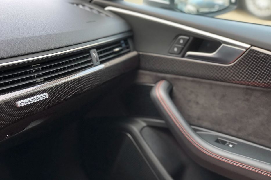 Продам Audi S5 Coupe 2018 года в Киеве