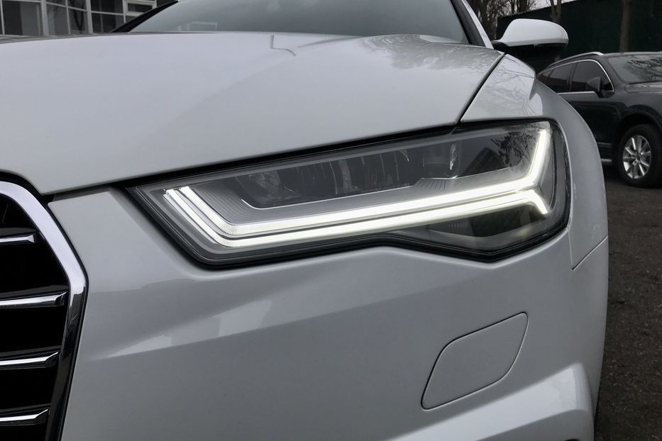 Продам Audi A6 2.0 TDI Quattro Официал 2016 года в Киеве