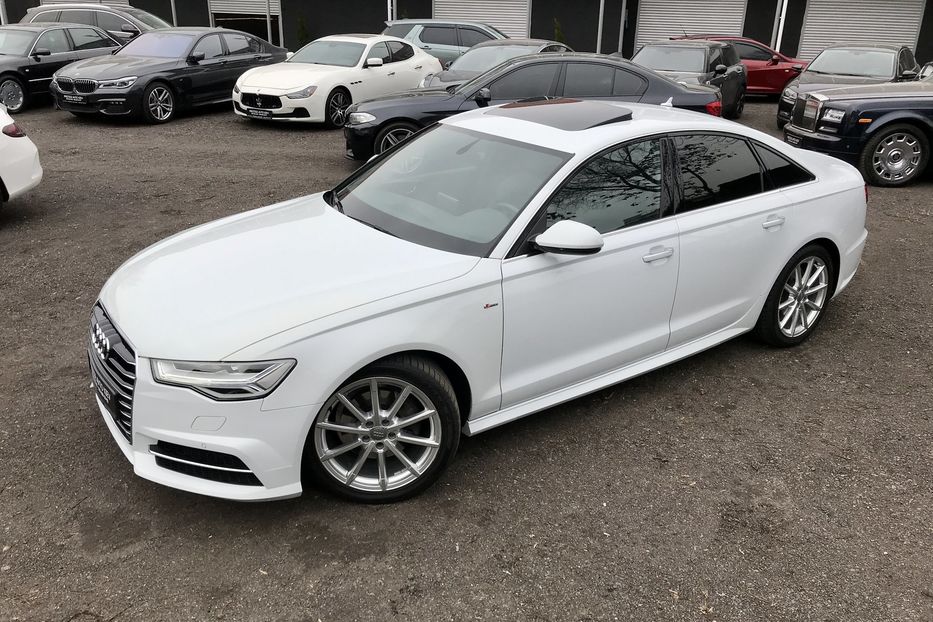 Продам Audi A6 2.0 TDI Quattro Официал 2016 года в Киеве