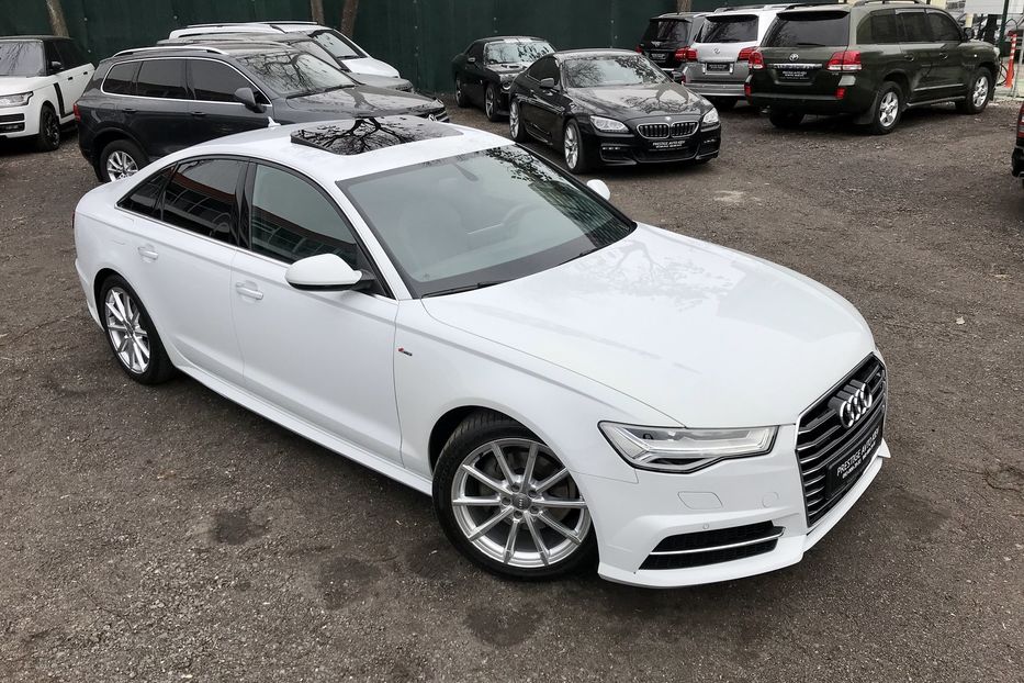 Продам Audi A6 2.0 TDI Quattro Официал 2016 года в Киеве