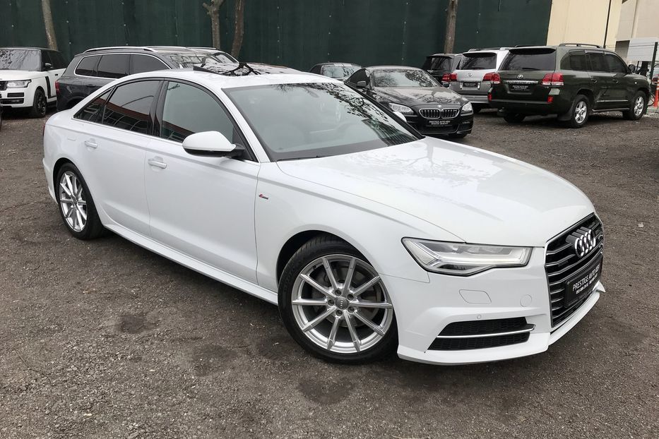 Продам Audi A6 2.0 TDI Quattro Официал 2016 года в Киеве