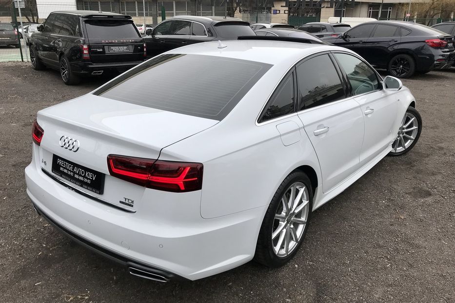 Продам Audi A6 2.0 TDI Quattro Официал 2016 года в Киеве