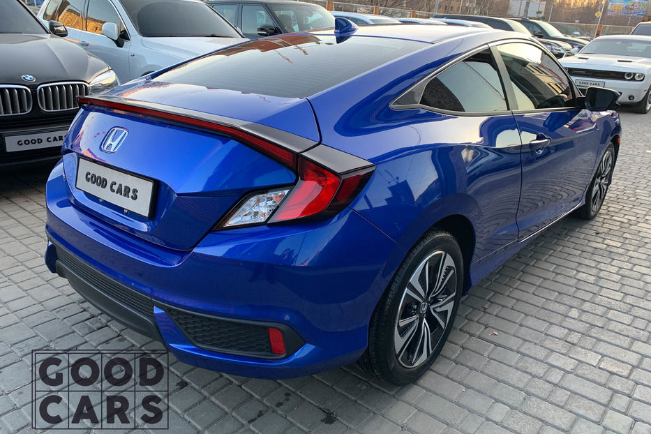 Продам Honda Civic 1.5T VTEC CVT Sport 2017 года в Одессе