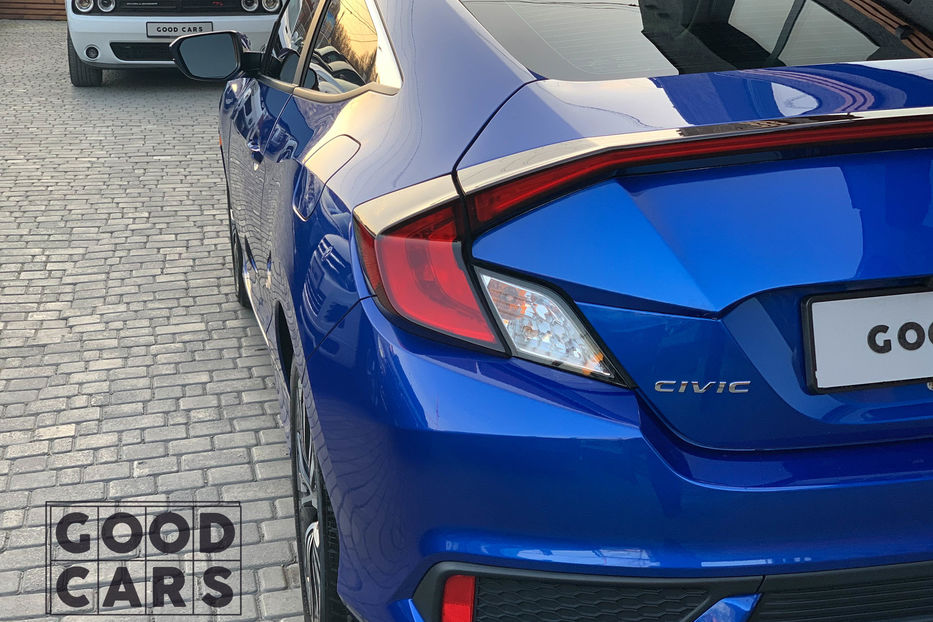 Продам Honda Civic 1.5T VTEC CVT Sport 2017 года в Одессе