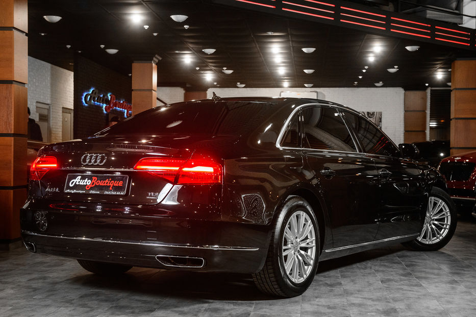 Продам Audi A8 2017 года в Одессе