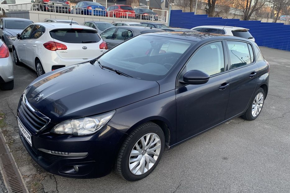 Продам Peugeot 308 Access 2015 года в Киеве