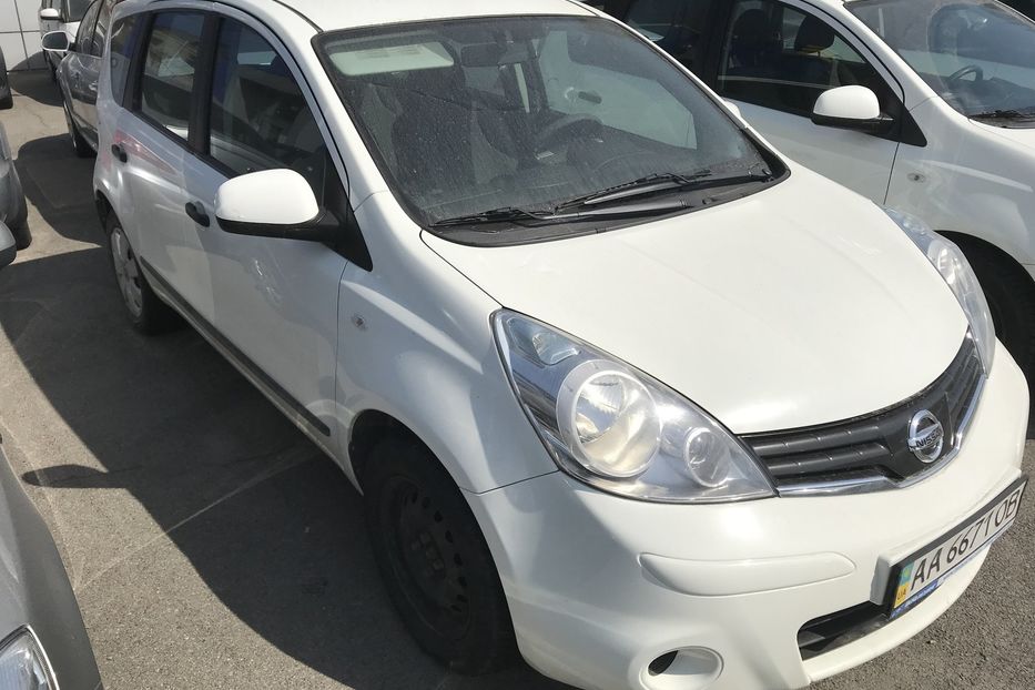 Продам Nissan Note 2013 года в Киеве