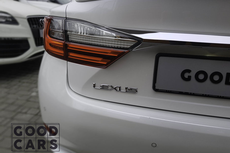 Продам Lexus ES 300 2016 года в Одессе