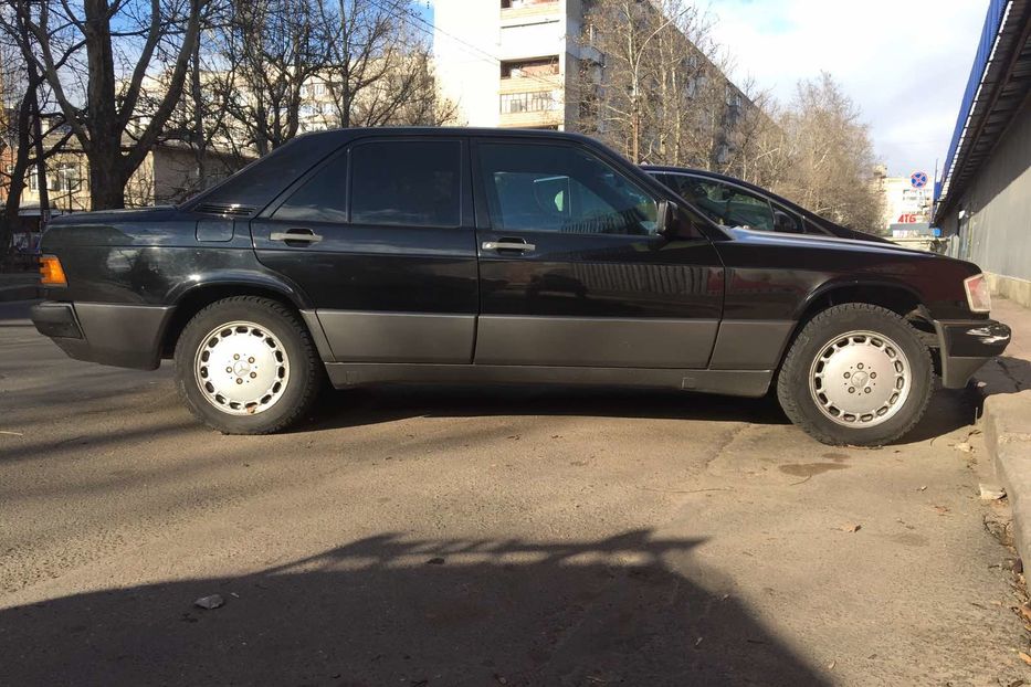 Продам Mercedes-Benz E-Class 1987 года в Николаеве