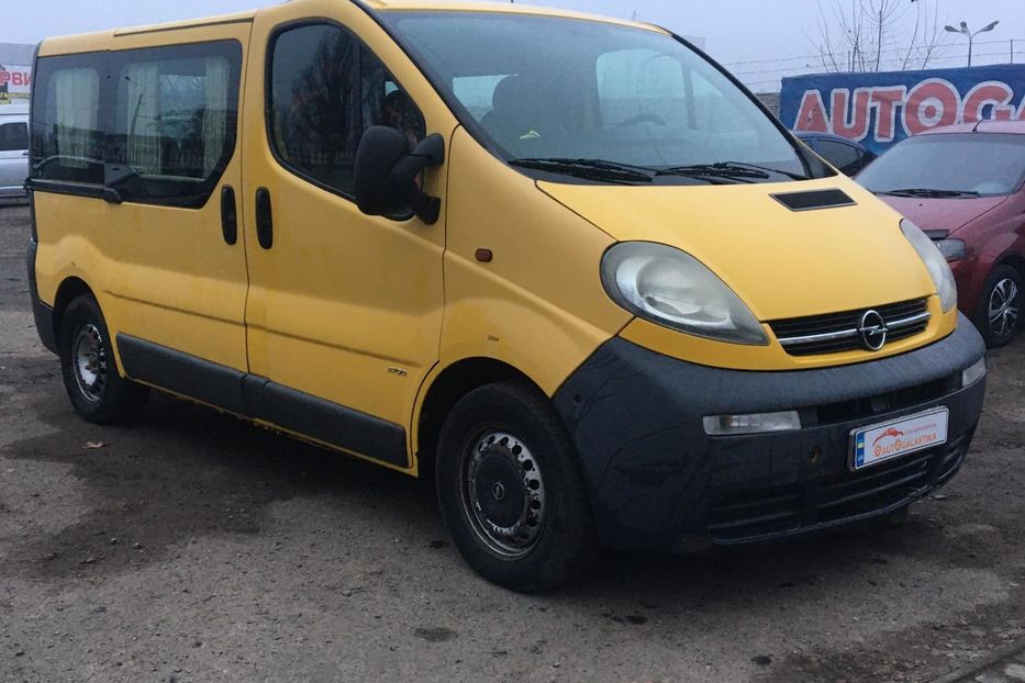 Продам Opel Vivaro пасс. 2004 года в Николаеве