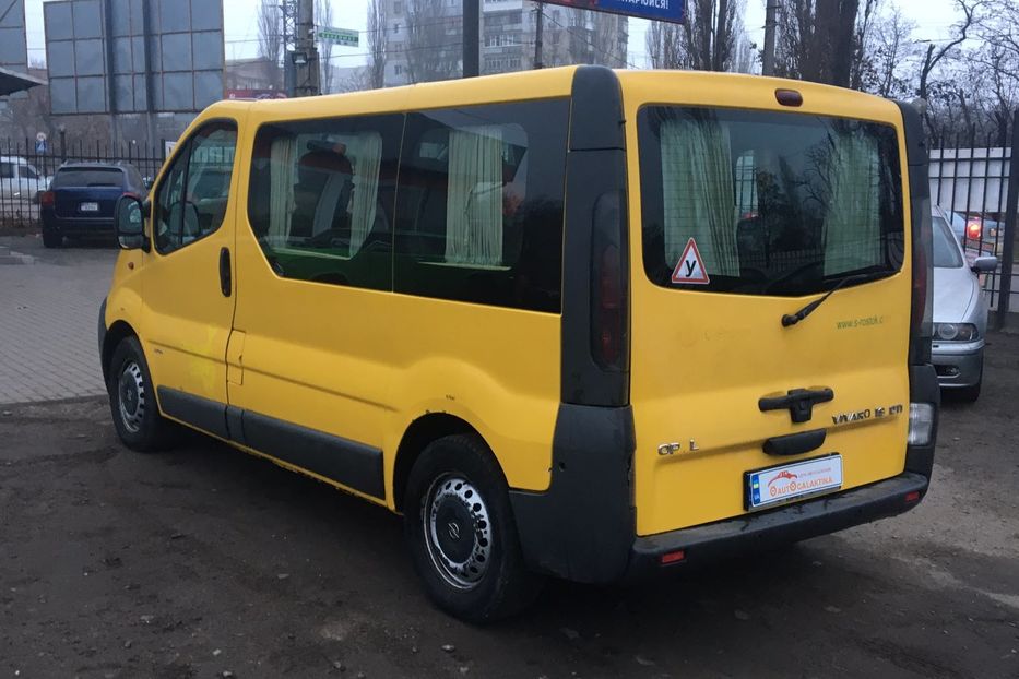 Продам Opel Vivaro пасс. 2004 года в Николаеве