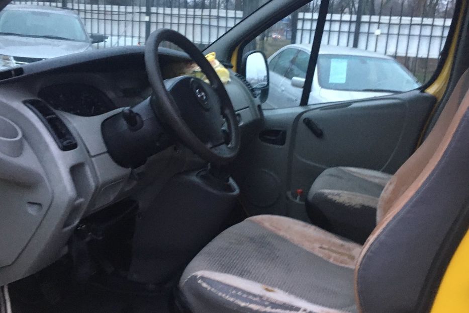 Продам Opel Vivaro пасс. 2004 года в Николаеве