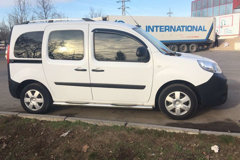 Продам Renault Kangoo пасс. 2013 года в Николаеве