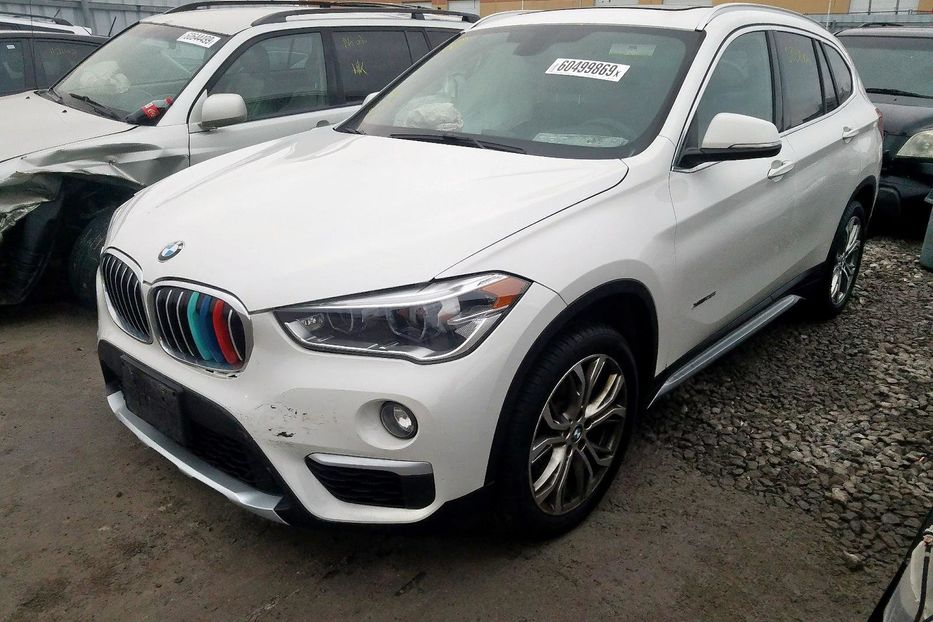 Продам BMW X1 XDRIVE 28i 2017 года в Одессе