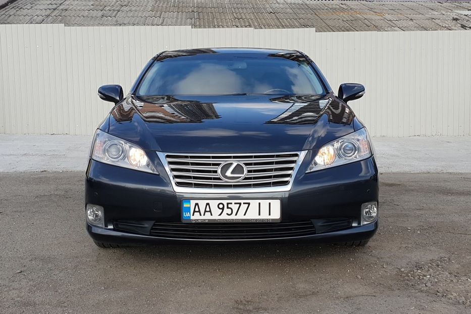 Продам Lexus ES 350 2011 года в Киеве