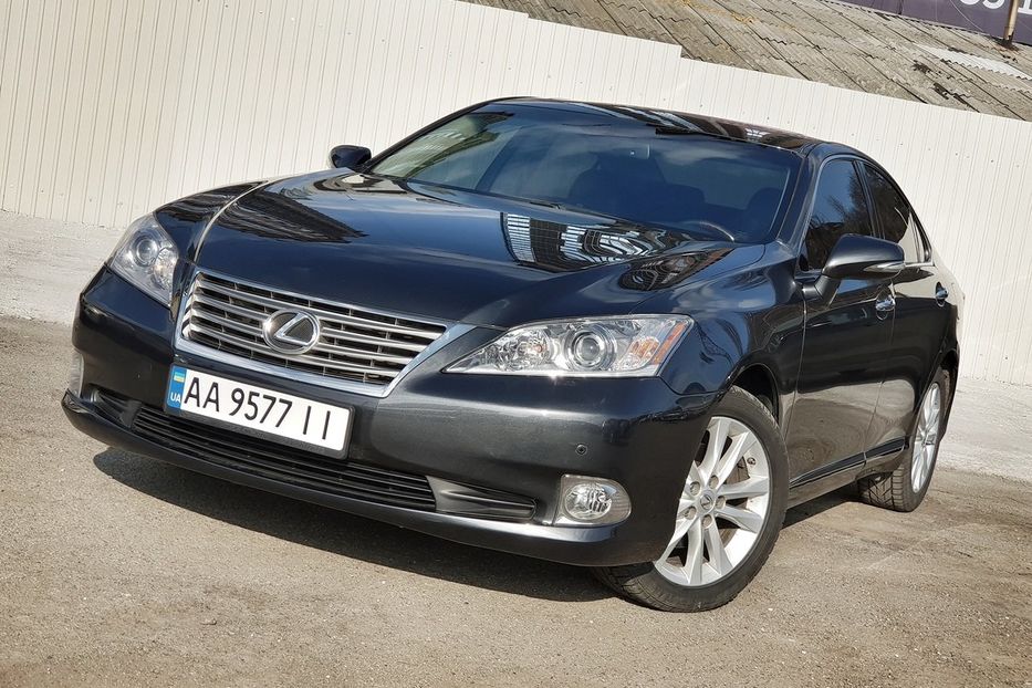 Продам Lexus ES 350 2011 года в Киеве