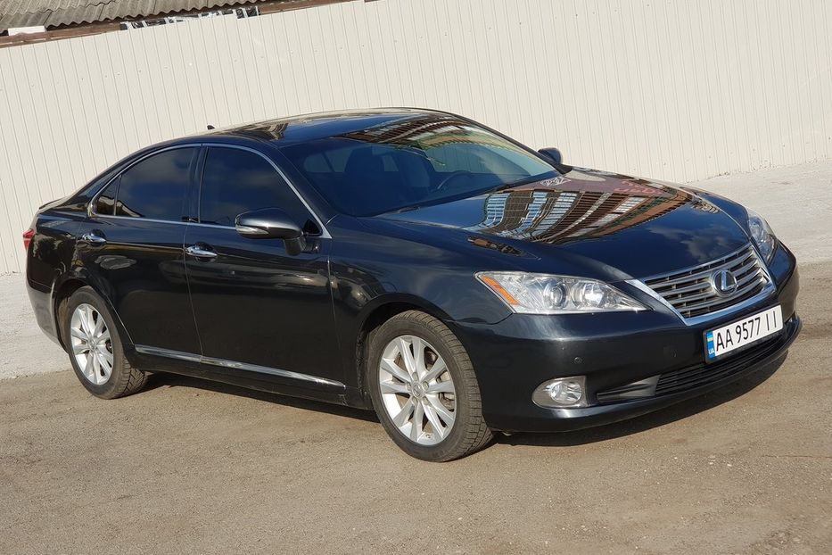 Продам Lexus ES 350 2011 года в Киеве