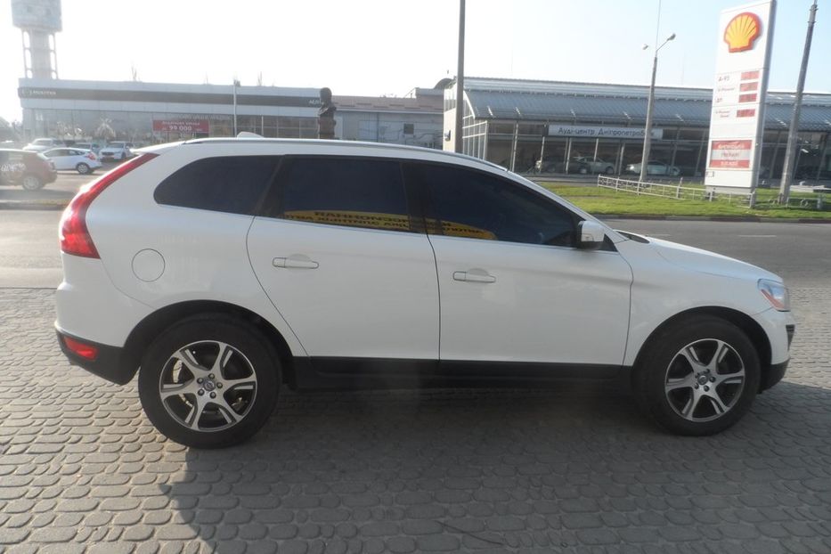 Продам Volvo XC60 2012 года в Днепре