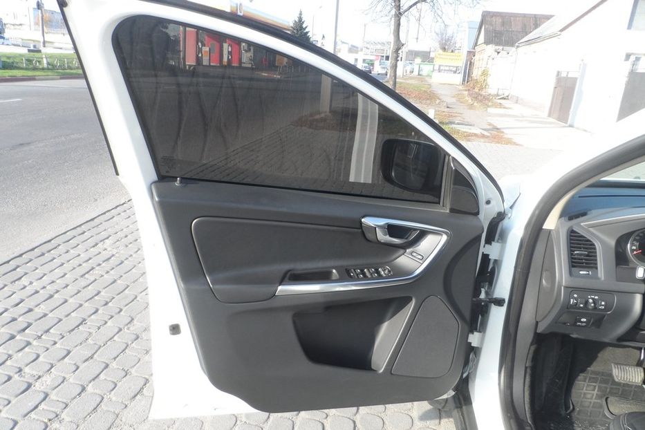 Продам Volvo XC60 2012 года в Днепре