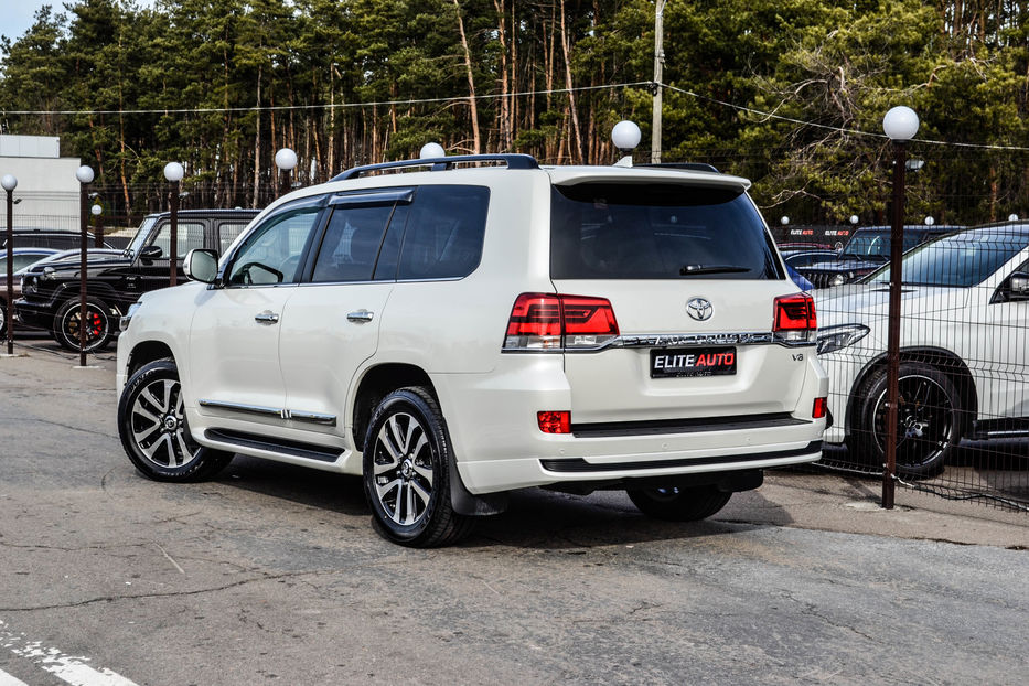 Продам Toyota Land Cruiser 200 Premium 2019 года в Киеве