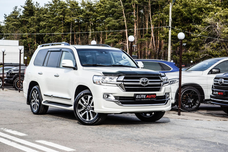 Продам Toyota Land Cruiser 200 Premium 2019 года в Киеве