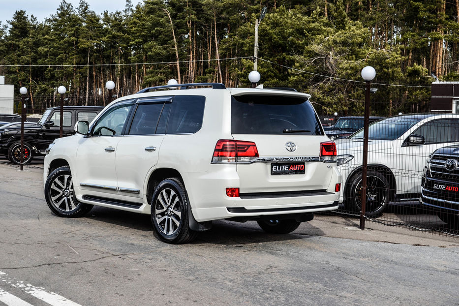 Продам Toyota Land Cruiser 200 Premium 2019 года в Киеве