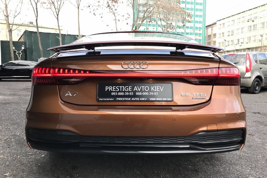 Продам Audi A7 55 TFSI S-Line Quattro Официал 2019 года в Киеве