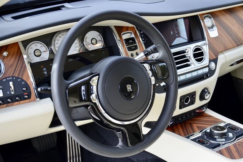 Продам Rolls-Royce Wraith 2020 года в Киеве