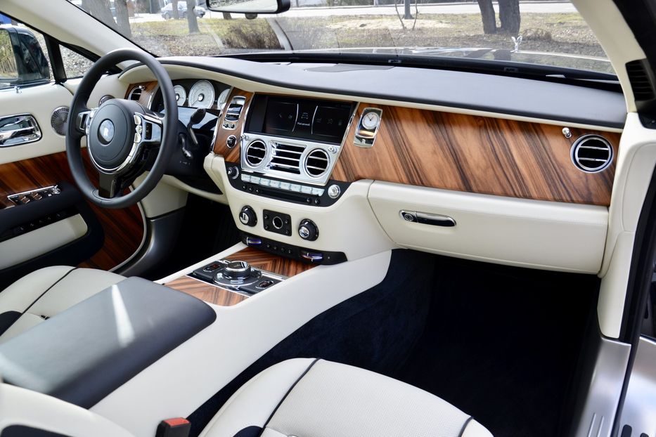 Продам Rolls-Royce Wraith 2020 года в Киеве