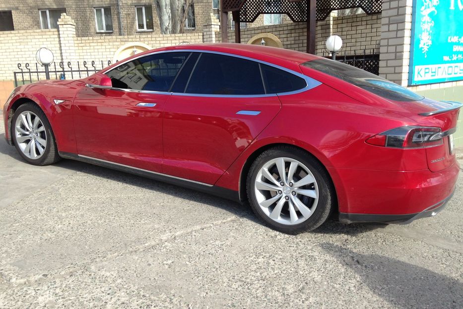 Продам Tesla Model S 70D 2015 года в Николаеве